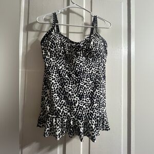 Black and White Patterned Swim Top
